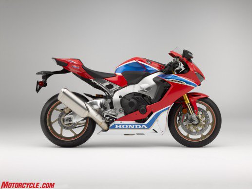 17-honda-cbr1000rr-sp2_right-517x388